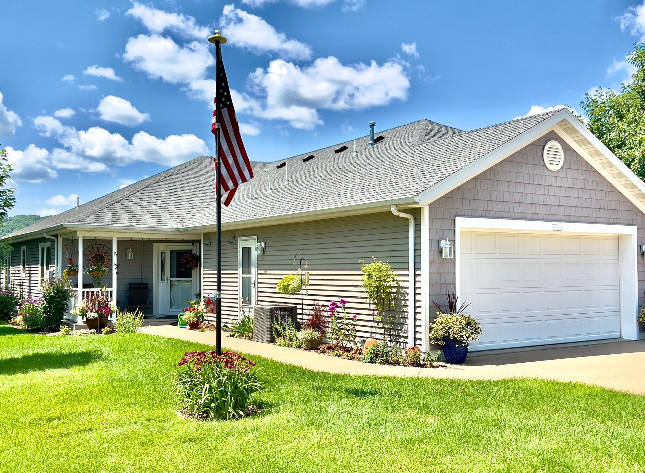 1308 River Dr S, Wabasha, MN 55981 MLS 6405909 Coldwell Banker