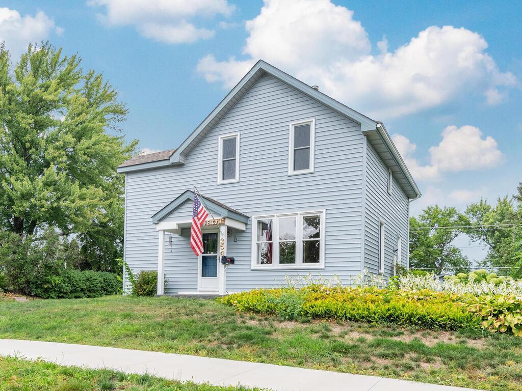 356 W Main St, Waconia, MN 55387 MLS 6424927 Coldwell Banker
