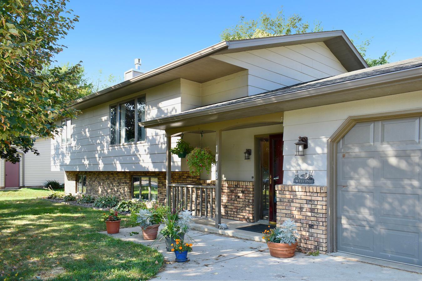 1018 Broadway Ave, Wabasha, MN 55981 MLS 6433747 Coldwell Banker