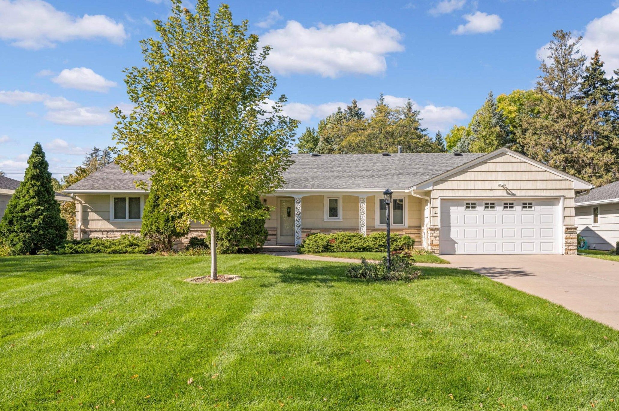 6912 Hillcrest Ln, Edina, MN 55435 MLS 6470968 Coldwell Banker