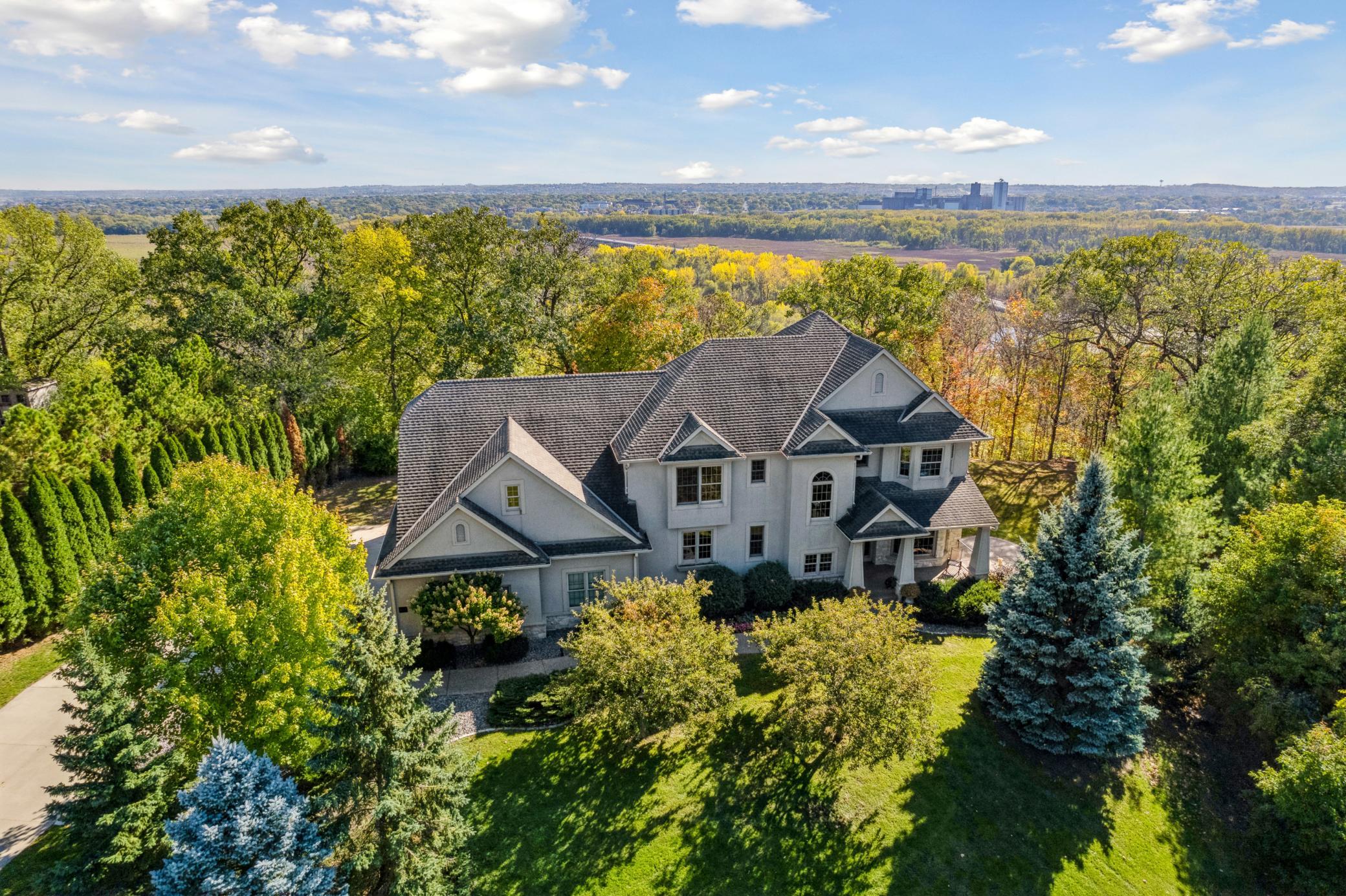 615 Lakota Ln, Chanhassen, MN 55318 MLS 6538402 Coldwell Banker