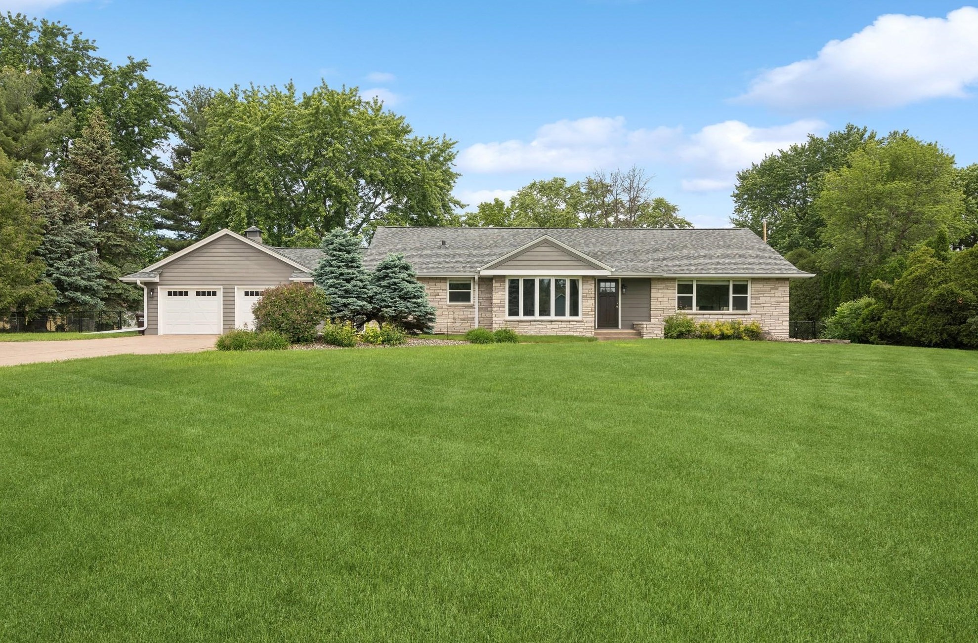 7604 Stillwater Blvd N, Oakdale, MN 55128 MLS 6545843 Coldwell Banker