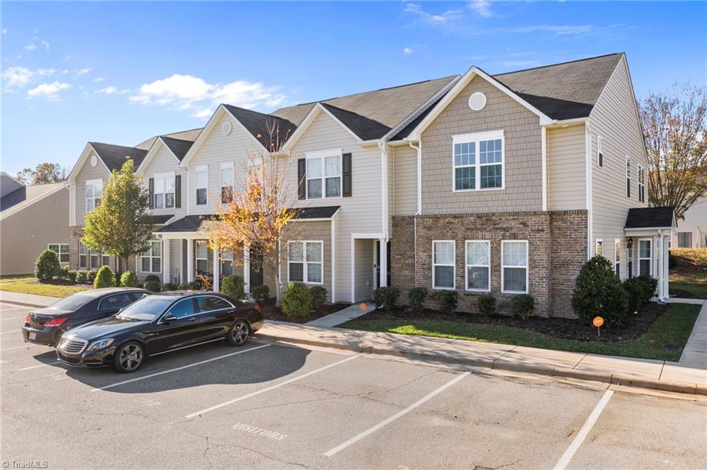 300 Hidden Timber Ln, Greensboro, NC 27405 MLS 1089584 Coldwell Banker