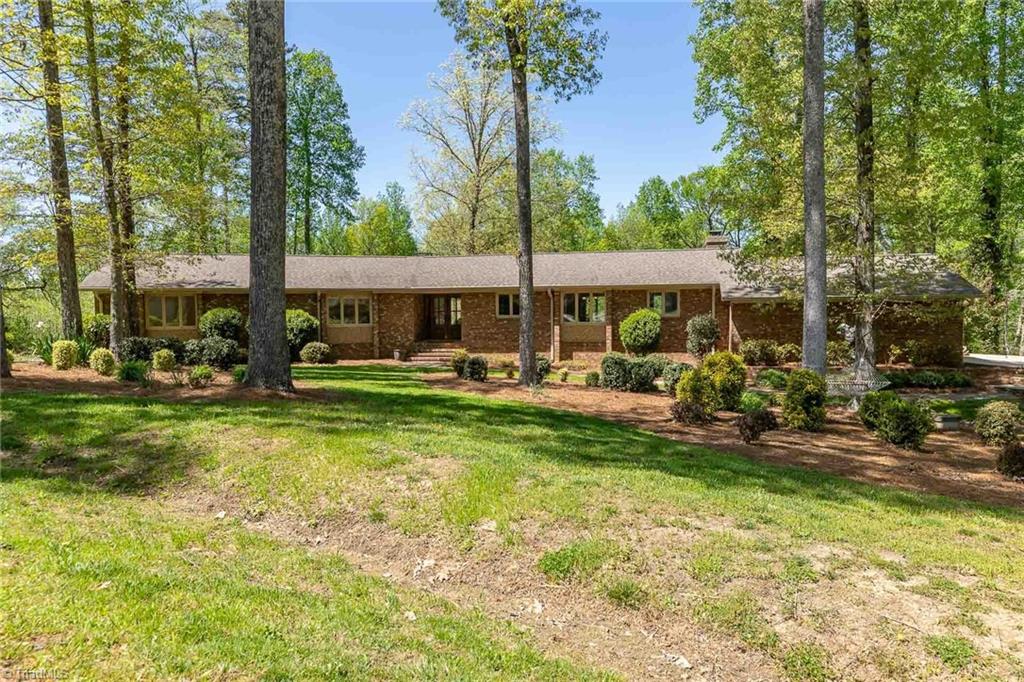 5000 Sparrow Ct, Pleasant Garden, NC 27313 MLS 1102065 Coldwell Banker