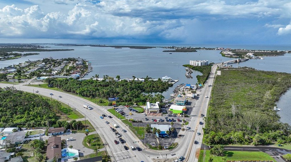 1231 Beach Rd, Englewood, FL 34223 MLS C7477050 Coldwell Banker