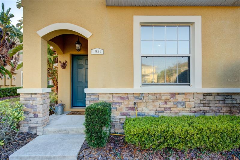 1932 Greenwood Valley Dr, Plant City, FL 33563 MLS A4558679