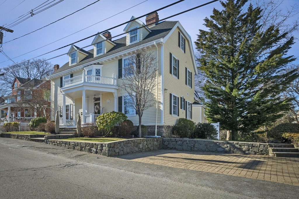 11 Gregory St, Marblehead, MA 01945 MLS 73201828 Coldwell Banker