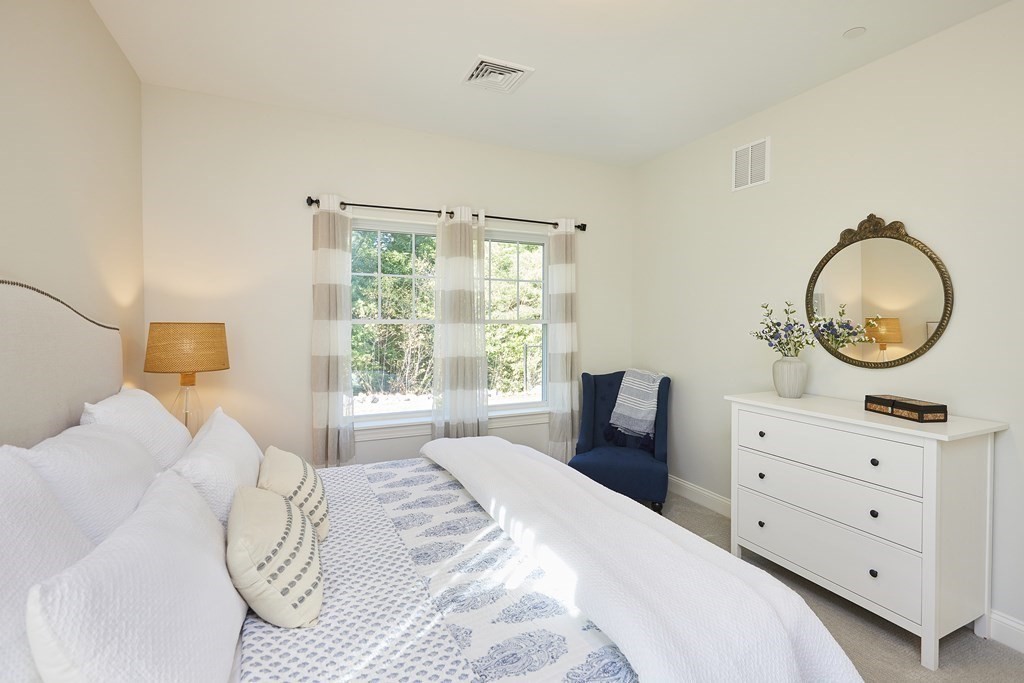 3114 Briarwood Village 3114, Clinton, MA 01510 MLS 72897883