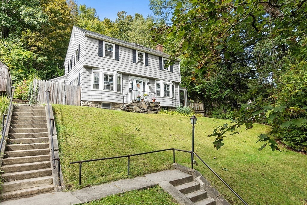 28 St Elmo Rd, Worcester, MA 01602 MLS 72905552 Coldwell Banker