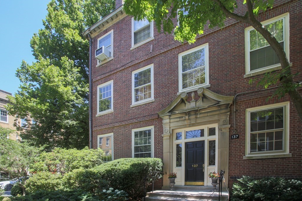 137 Sewall Ave 2, Brookline, MA 02446 MLS 73015423 Coldwell Banker