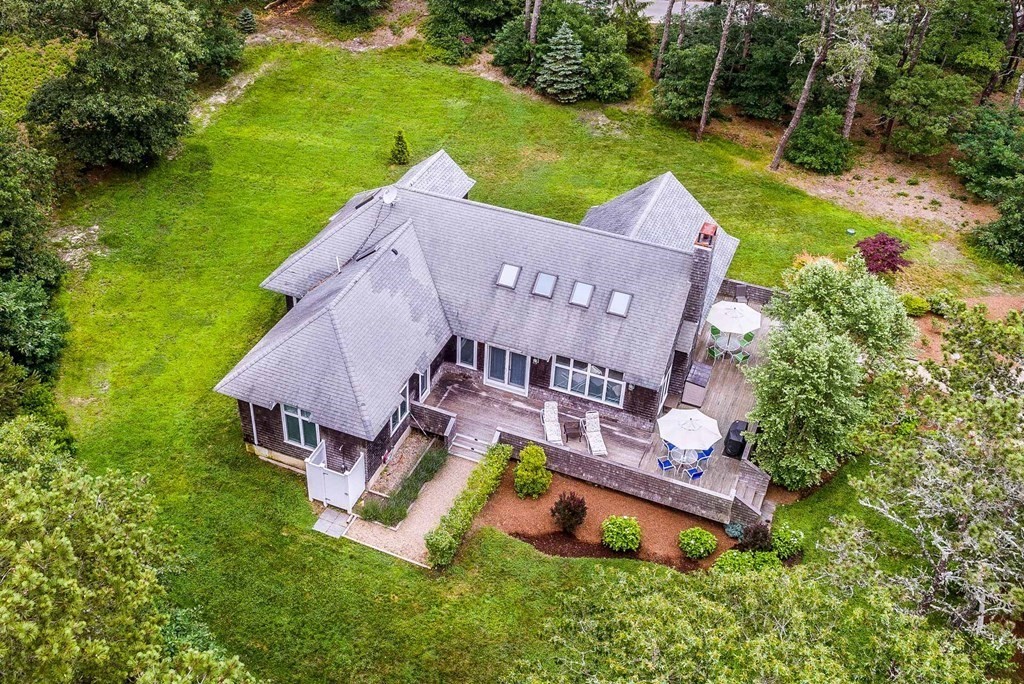 10 Codman Spring Rd, Edgartown, MA 02539 MLS 73071069 Coldwell Banker