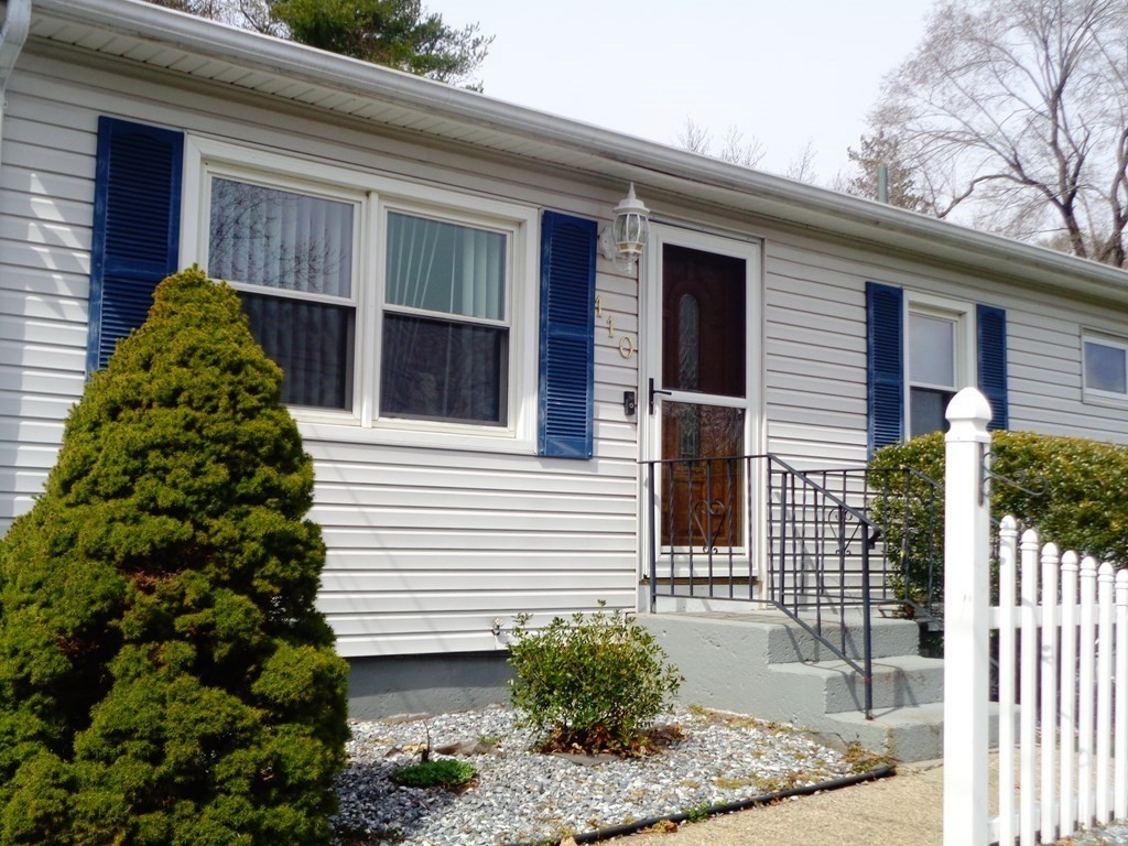 110 Treetop Ave, Springfield, MA 01118 MLS 73097613 Coldwell Banker