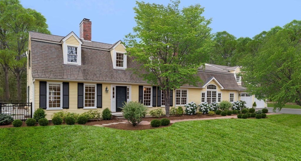 200 Hart St, Beverly, MA 01915 MLS 73100720 Coldwell Banker