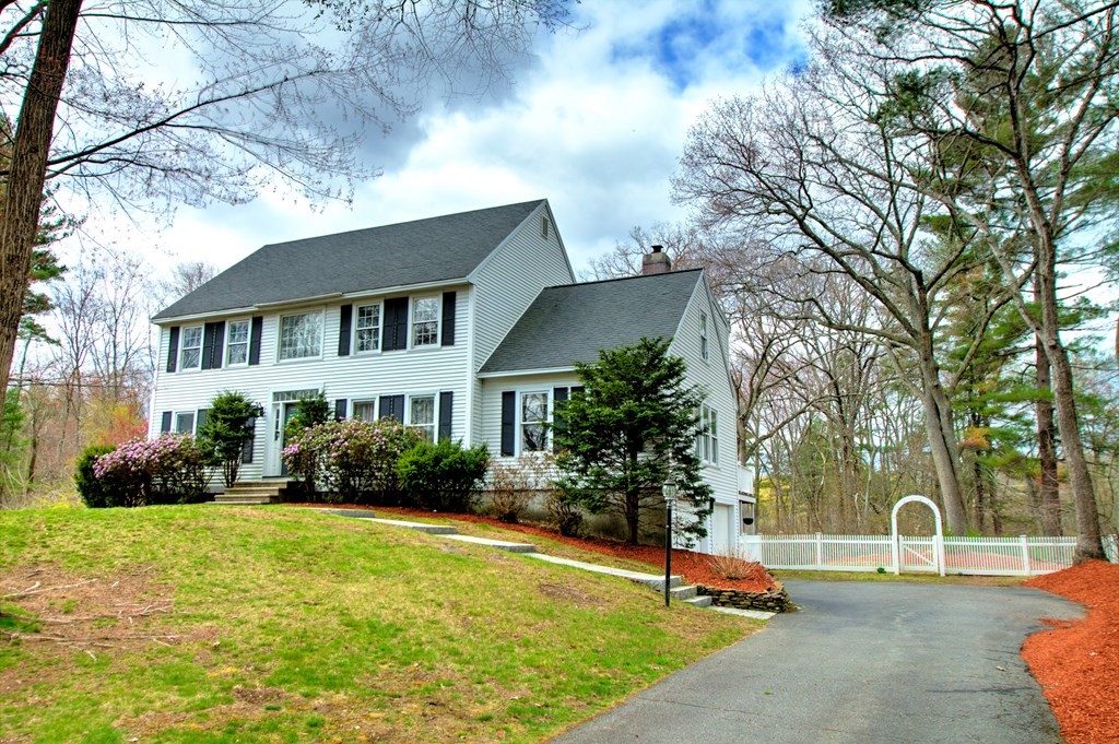 6 Wyndbrook Ln, Chelmsford, MA 01824 MLS 73102766 Coldwell Banker