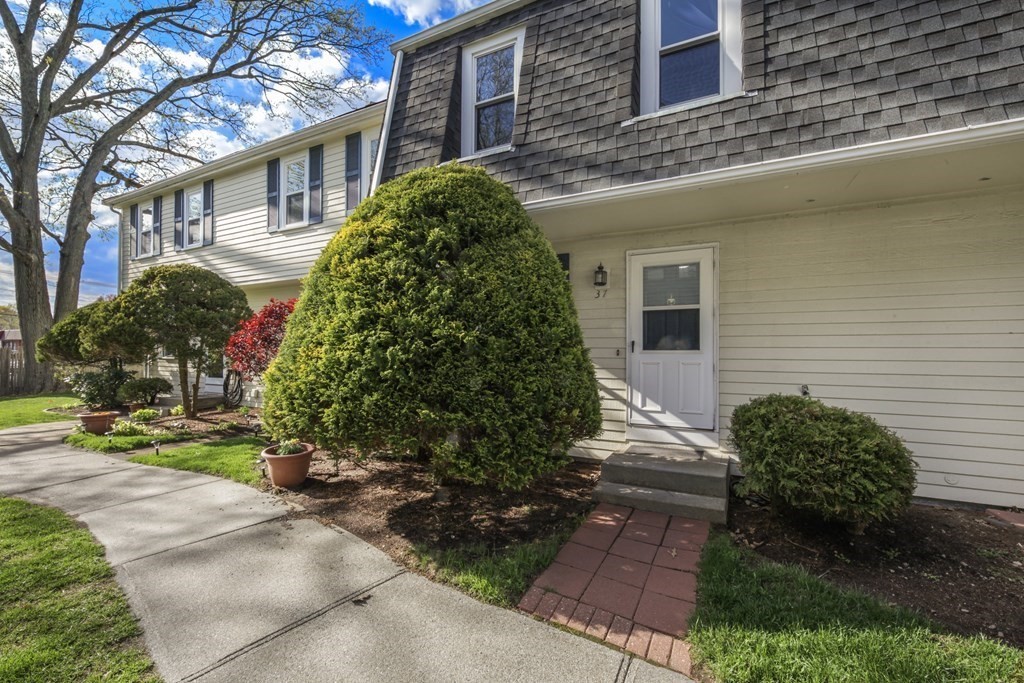 335 E Washington St 37, North Attleboro, MA 02760 MLS 73106961