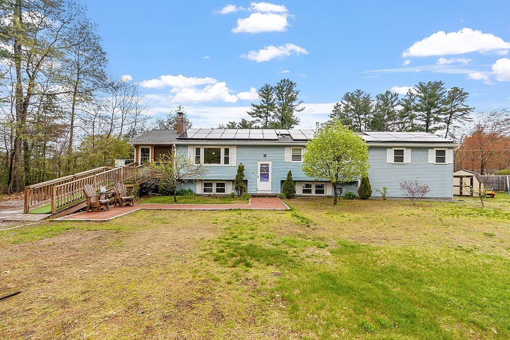 10 Parkwood Dr, Pepperell, MA 01463 MLS 73107669 Coldwell Banker