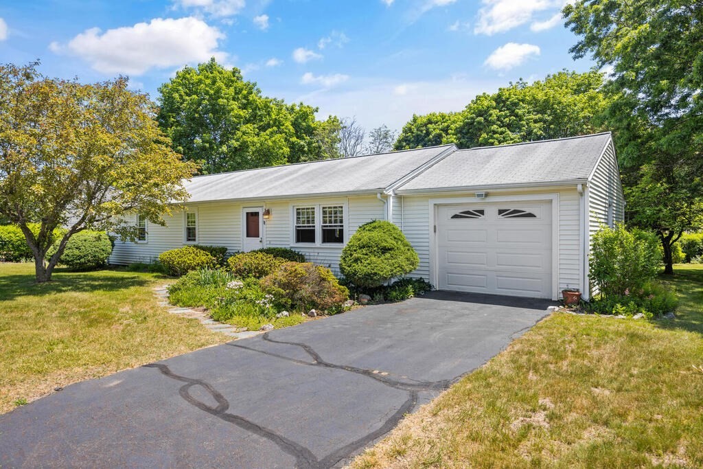 11 Rickey Dr, Maynard, MA 01754 MLS 73117825 Coldwell Banker