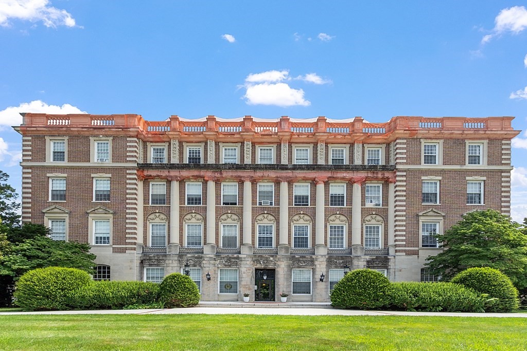 16 Balmoral St 304, Andover, MA 01810 MLS 73140953 Coldwell Banker