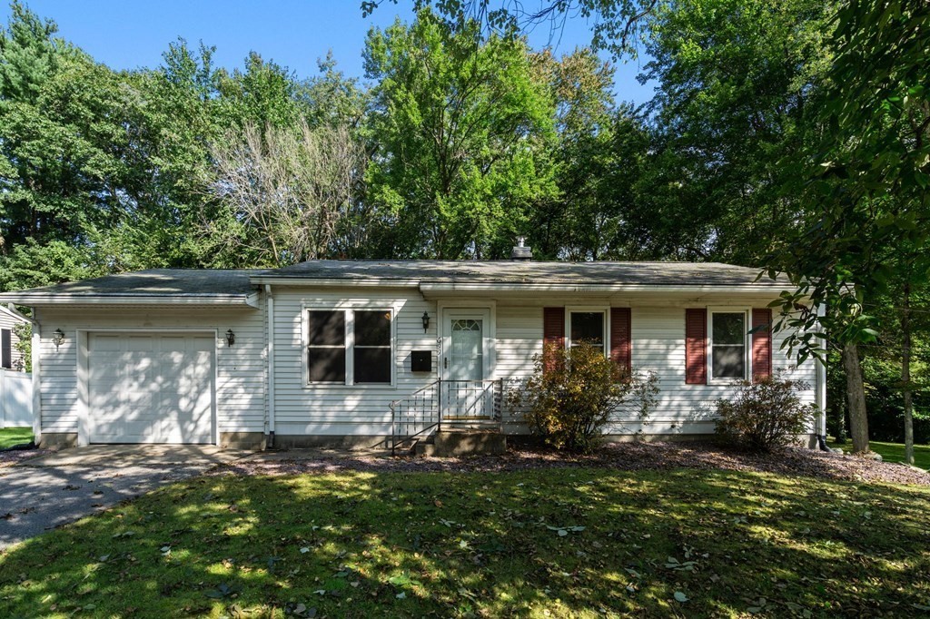 699 Benson Rd, Northbridge, MA 01588 MLS 73164591 Coldwell Banker