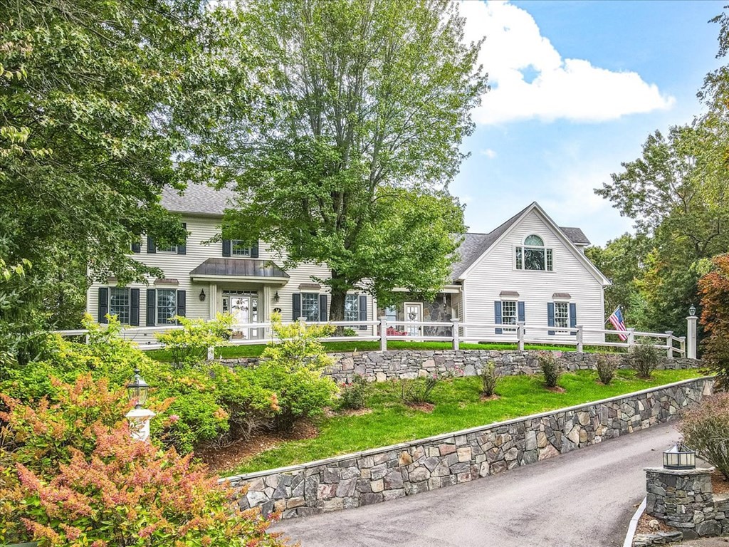 14 Walden Ct, Medfield, MA 02052 MLS 73169538 Coldwell Banker