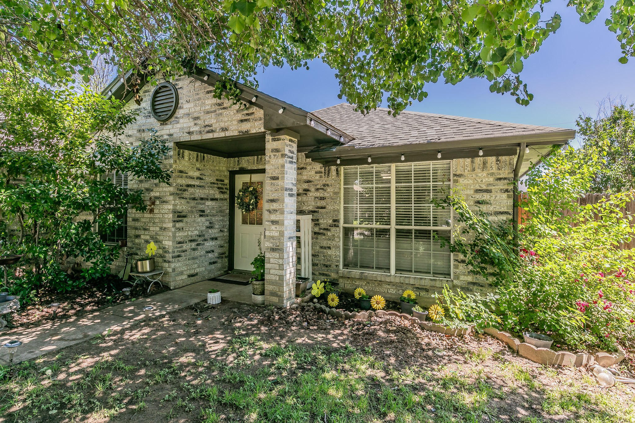 724 Oak Park Dr, Azle, TX 76020 MLS 20599591 Coldwell Banker