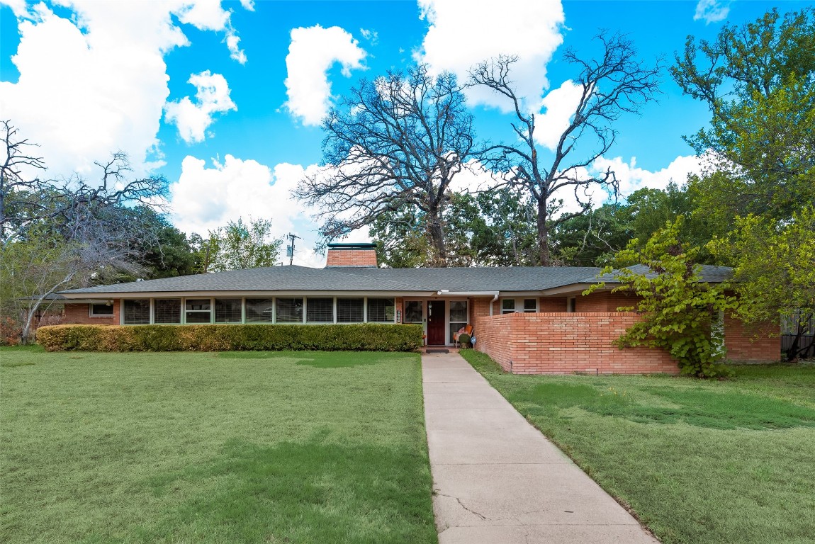 1444 Oaklawn Dr, Corsicana, TX 75110 MLS 20147312 Coldwell Banker