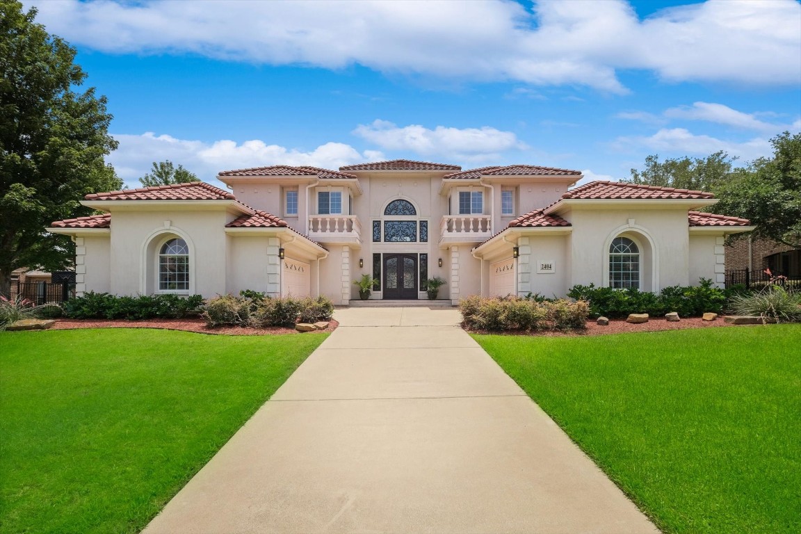 2404 Roadrunner Dr, Flower Mound, TX 75022 MLS 20240253 Coldwell Banker