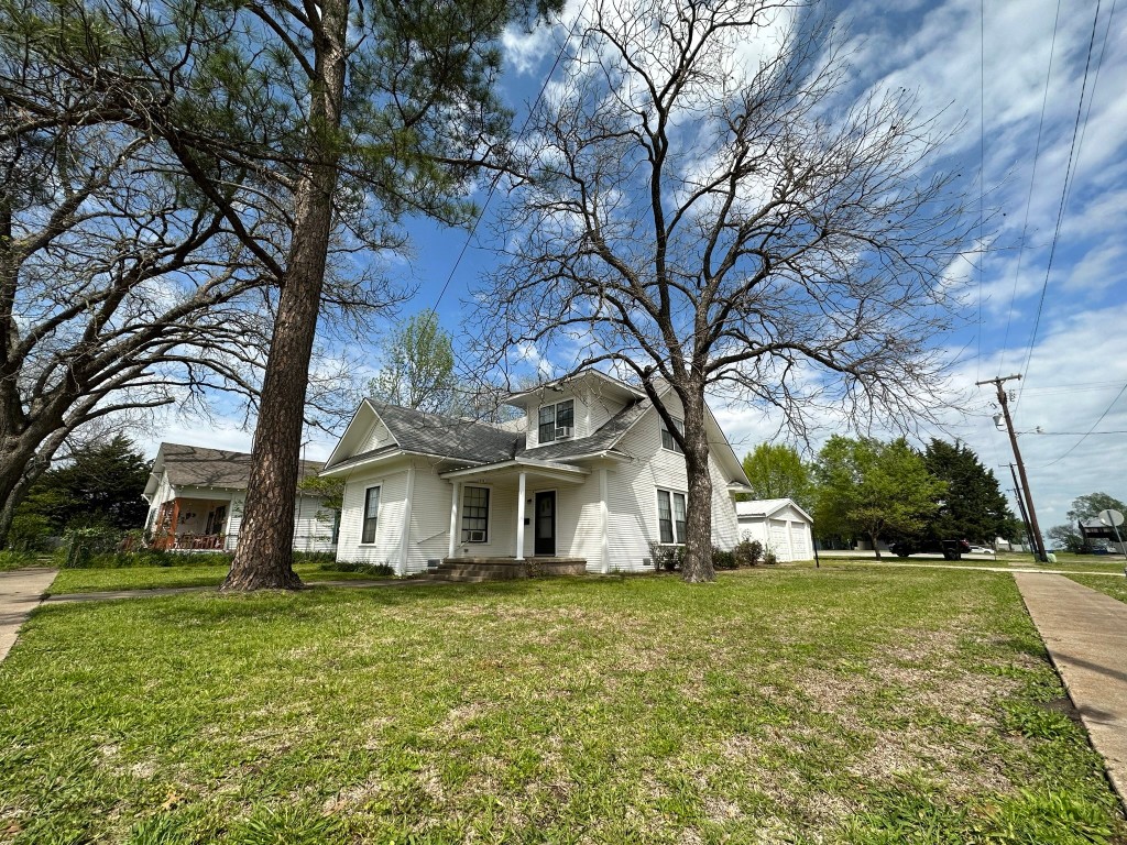 200 NW 1st St, Kerens, TX 75144 MLS 20290967 Coldwell Banker