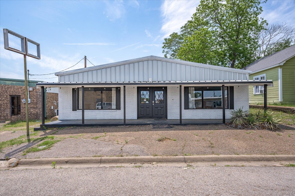 203 N Spring St, Grand Saline, TX 75140 MLS 20318240 Coldwell Banker