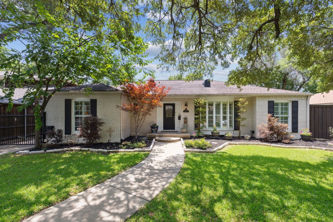 3624 Ainsworth Dr, Dallas, TX 75229 MLS 20354528 Coldwell Banker