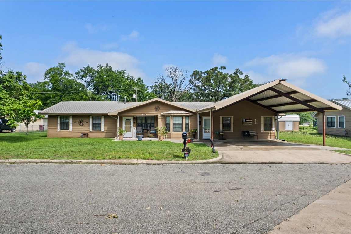 214 Circle Dr, Bogata, TX 75417 MLS 20359136 Coldwell Banker