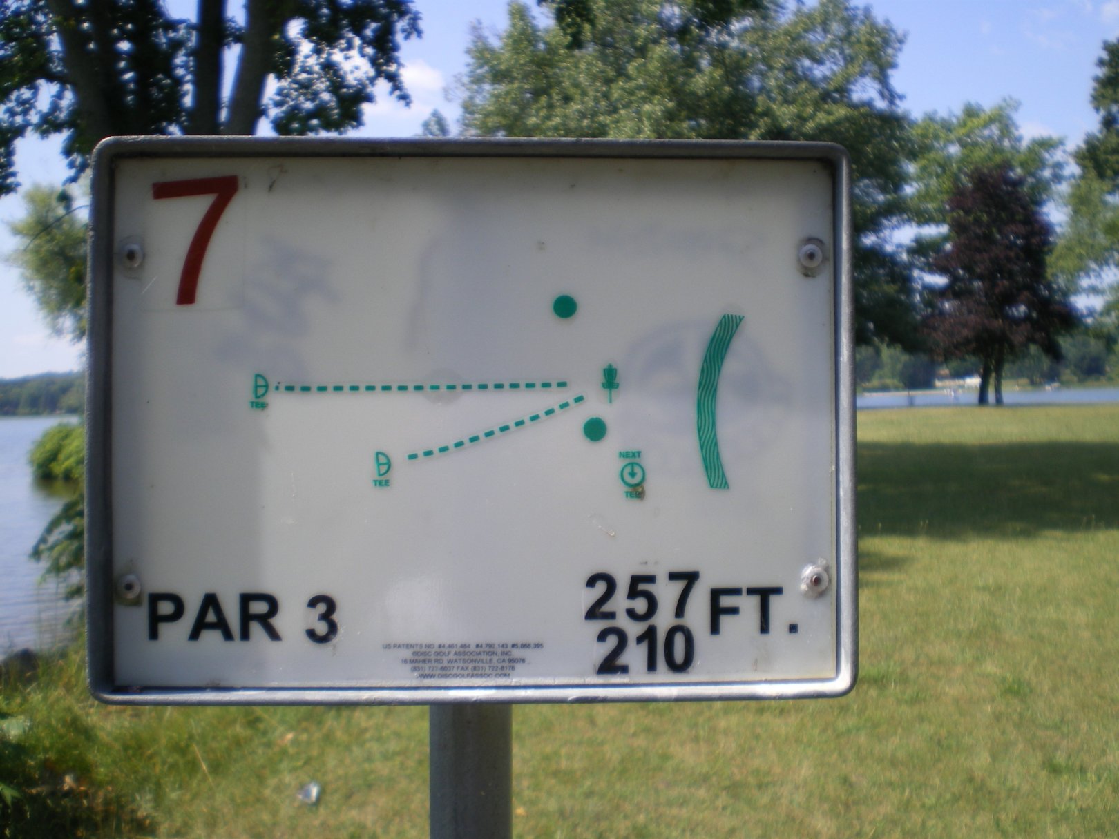 Hole 7 • Baw Beese Lake / Owen Park (Hillsdale, MI) Disc Golf Courses