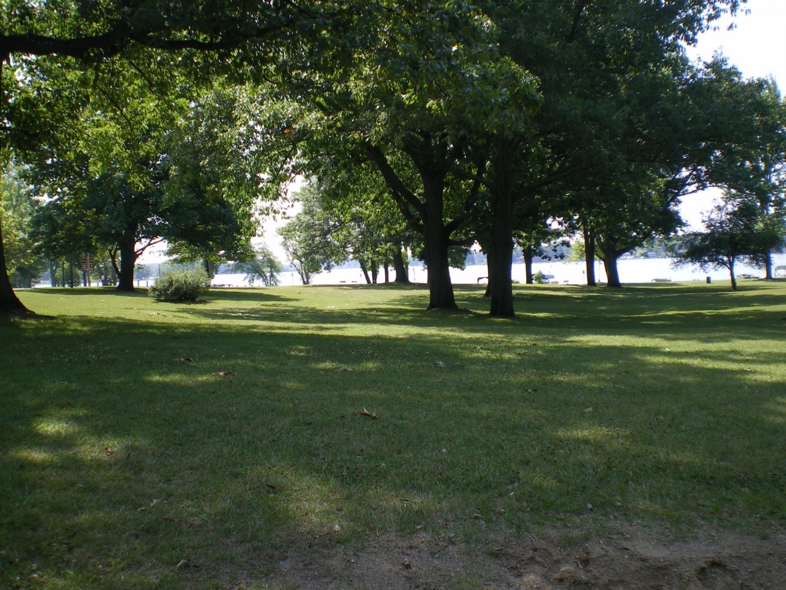 Hole 5 • Baw Beese Lake / Owen Park (Hillsdale, MI) Disc Golf Courses