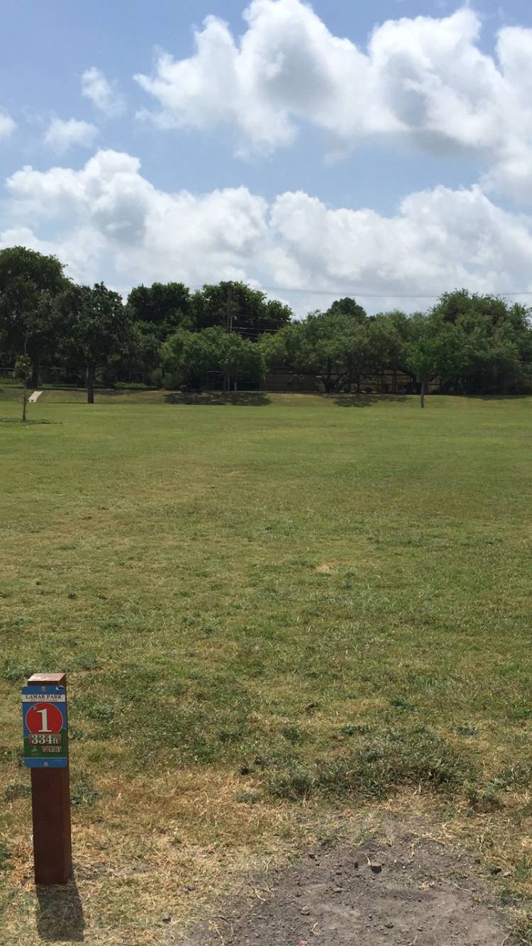 Hole 1 • Lamar Park (Corpus Christi, TX) Disc Golf Courses Disc