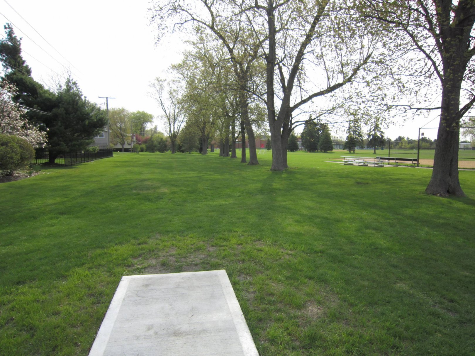 Hole 6 • Keller / Shepard Park (Deerfield, IL) Disc Golf Courses Disc Golf Scene