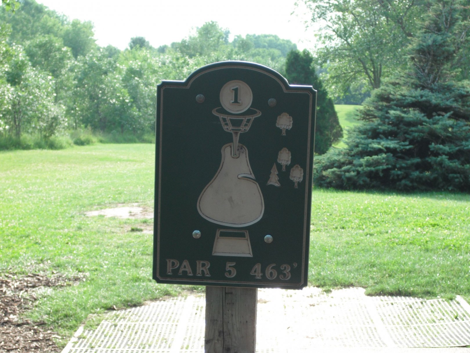 Hole 1 • Apple Creek / Plamann (Appleton, WI) Disc Golf Courses