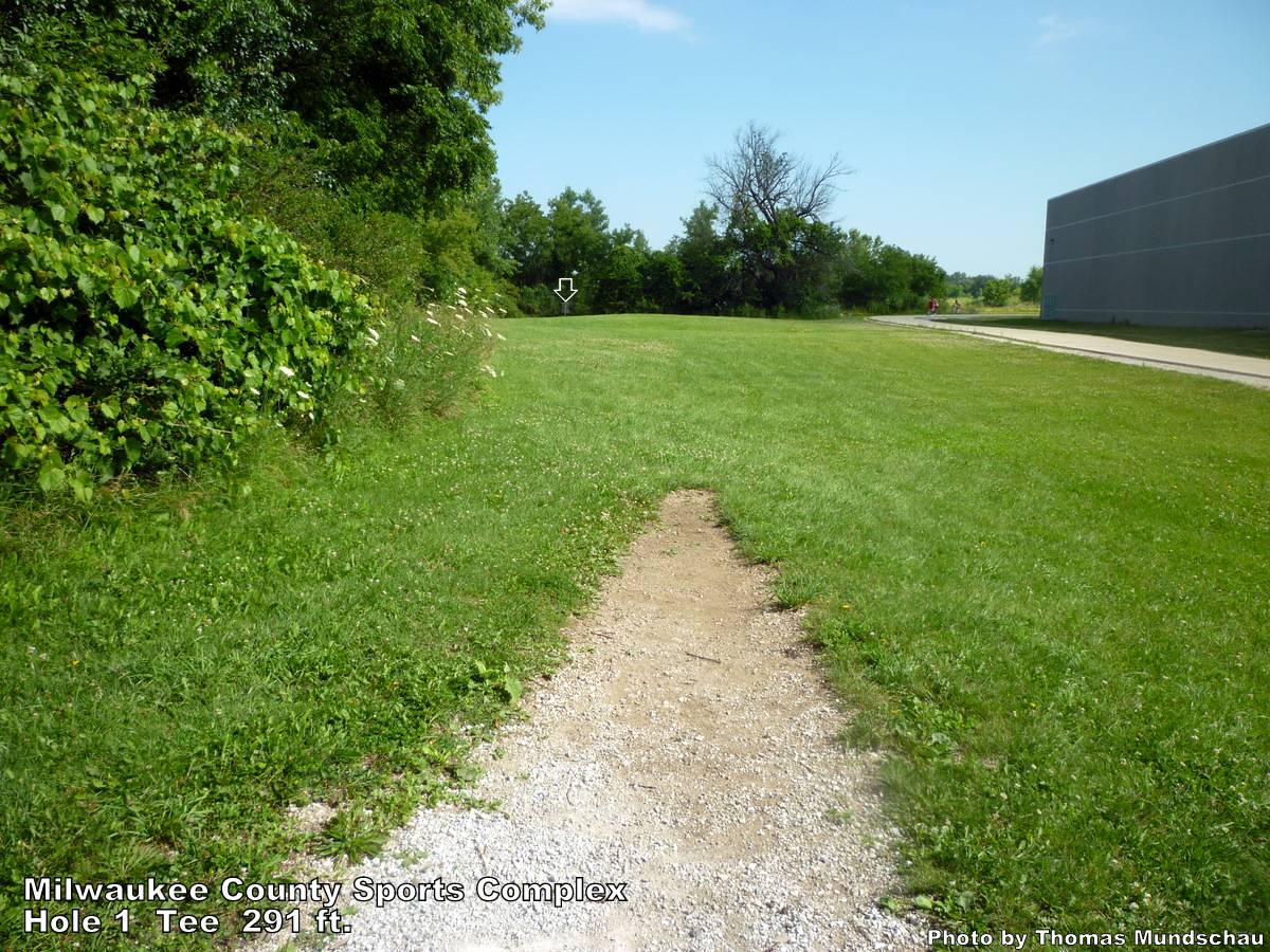 Hole 1 • Milwaukee County Sports Complex (Franklin, WI) Disc Golf