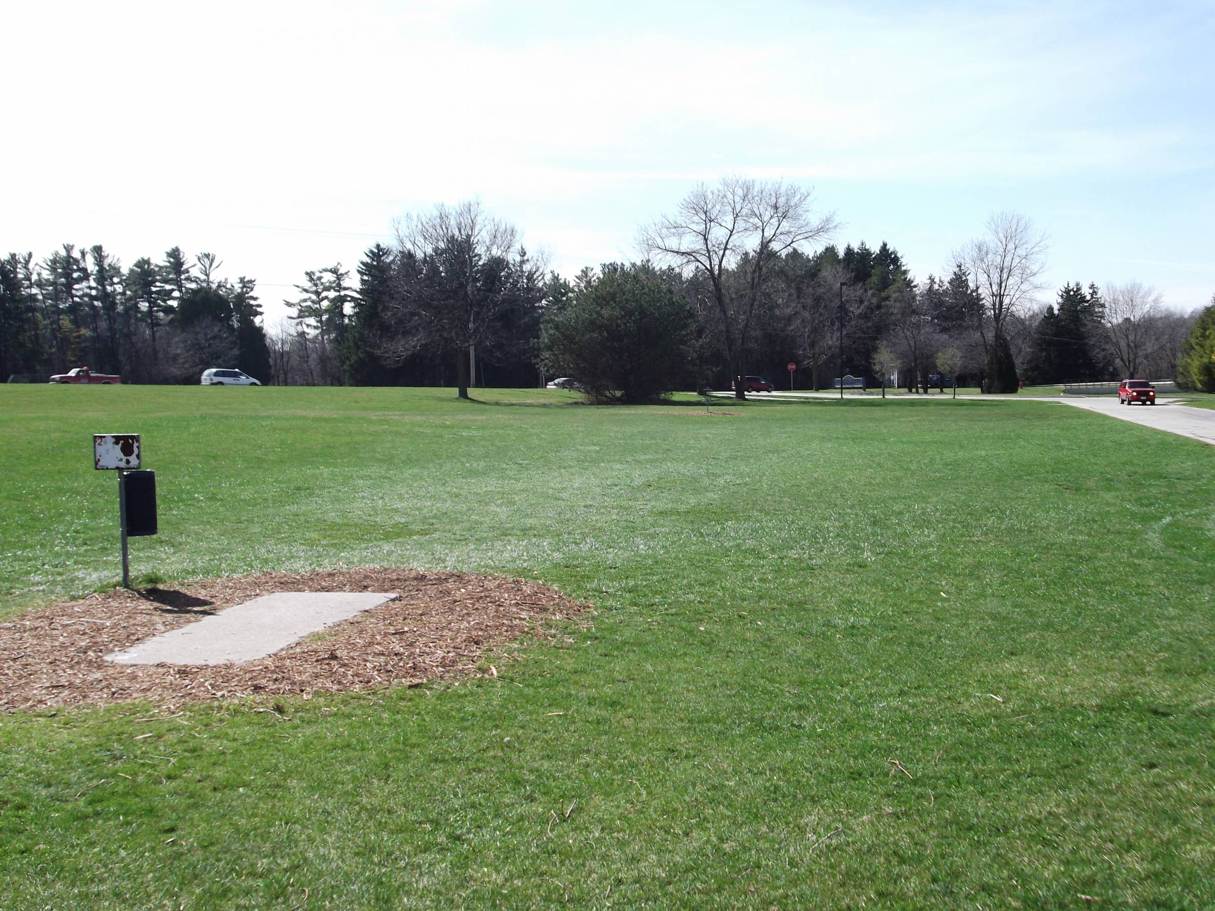 Hole 2 • Quarry Park (Sheboygan, WI) Disc Golf Courses Disc Golf Scene