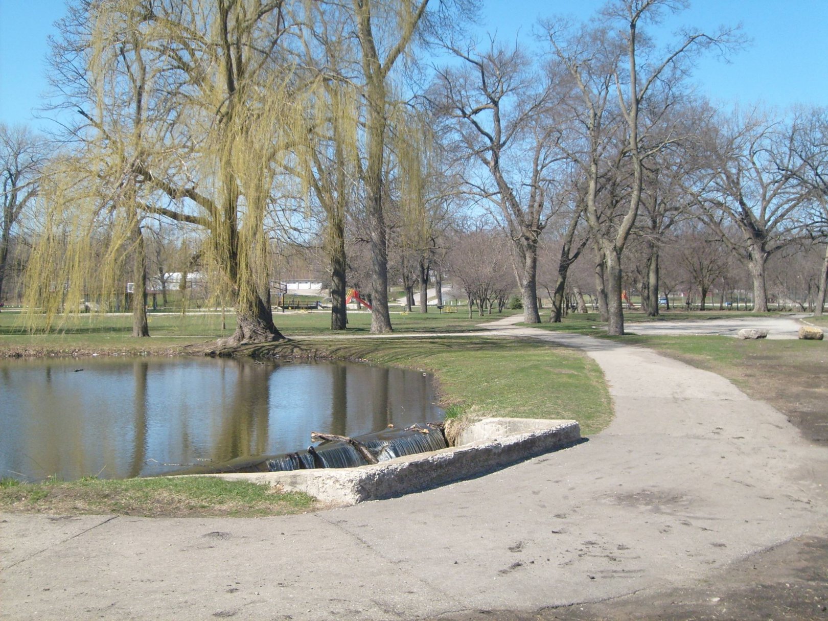 Hole 8 • East Park (Mason City, IA) Disc Golf Courses Disc Golf Scene