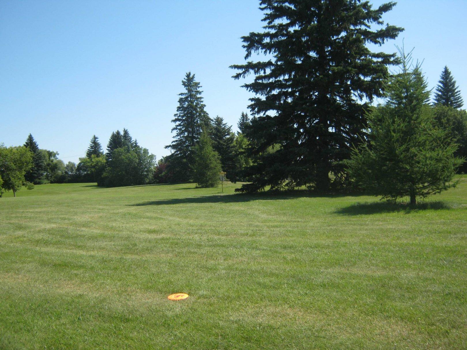 Hole 5 • Diefenbaker Park (Saskatoon, SK) Disc Golf Courses Disc Golf Scene