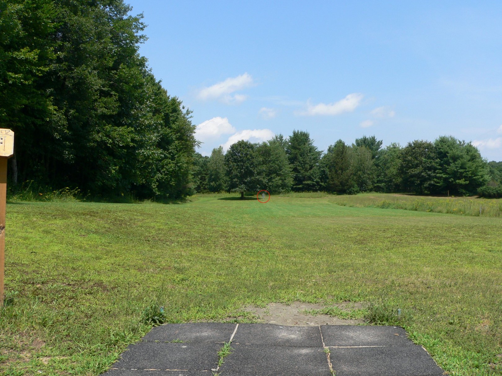 Hole 1 • Crane Hill (Wilbraham, MA) Disc Golf Courses Disc Golf Scene