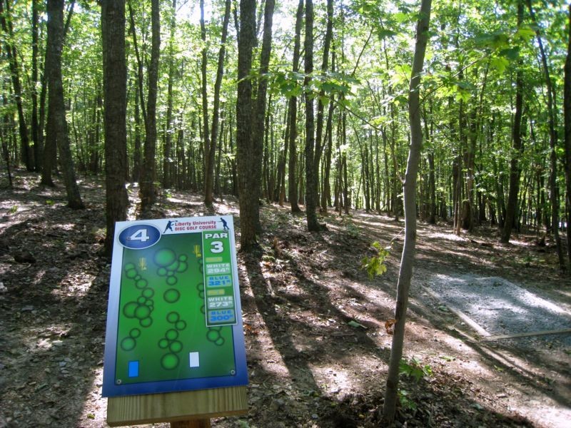 Hole 4 • Main course / Liberty University (Lynchburg, VA) Disc Golf Courses Disc Golf Scene