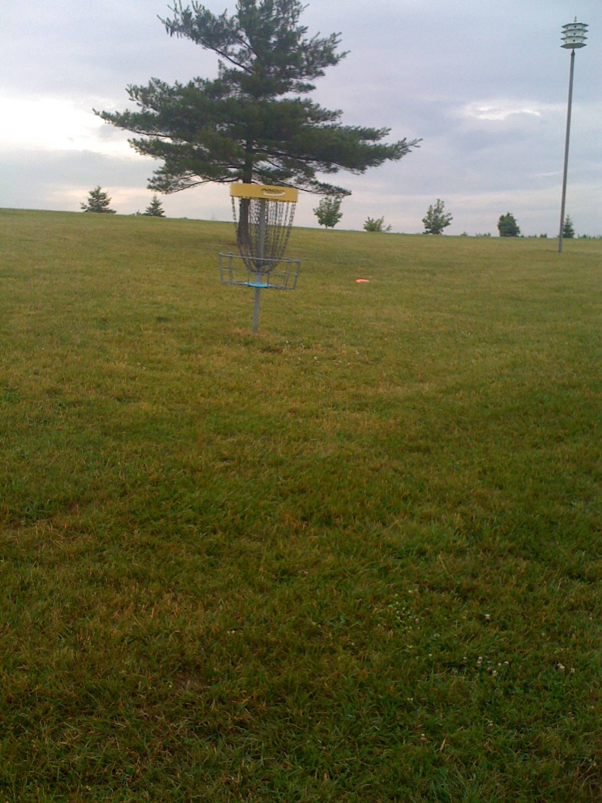 Hole 1 • Saline Rec Center (Saline, MI) Disc Golf Courses Disc Golf