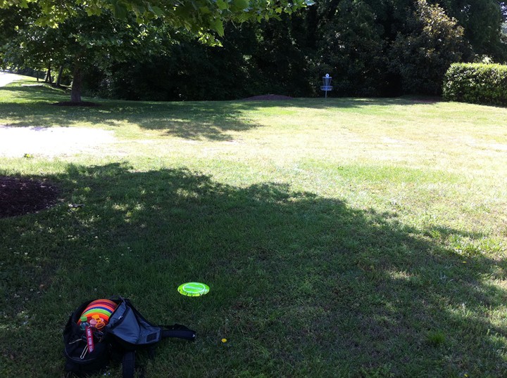 Hole 1 • University of Richmond (Richmond, VA) Disc Golf Courses