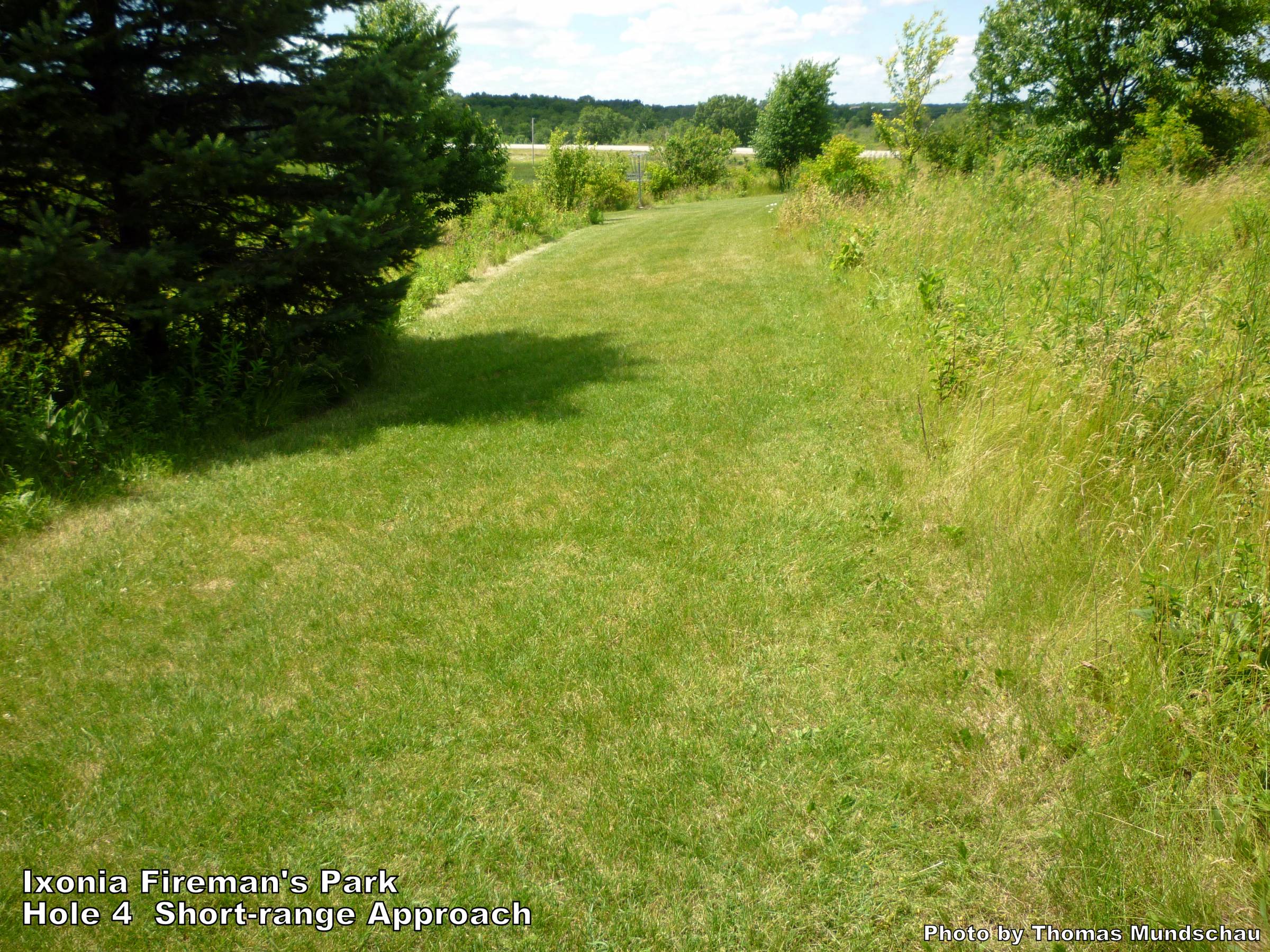 Hole 4 • Ixonia Fireman's Park (Ixonia, WI) Disc Golf Courses Disc