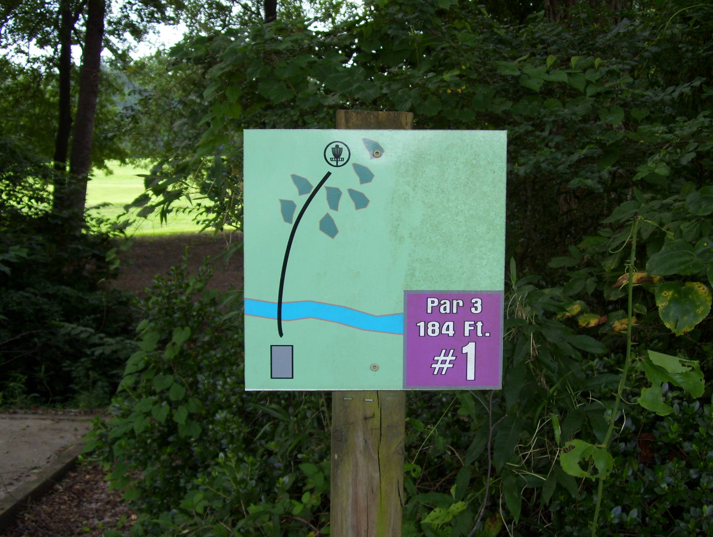 Hole 1 • Sertoma Field (Walhalla, SC) Disc Golf Courses Disc Golf Scene