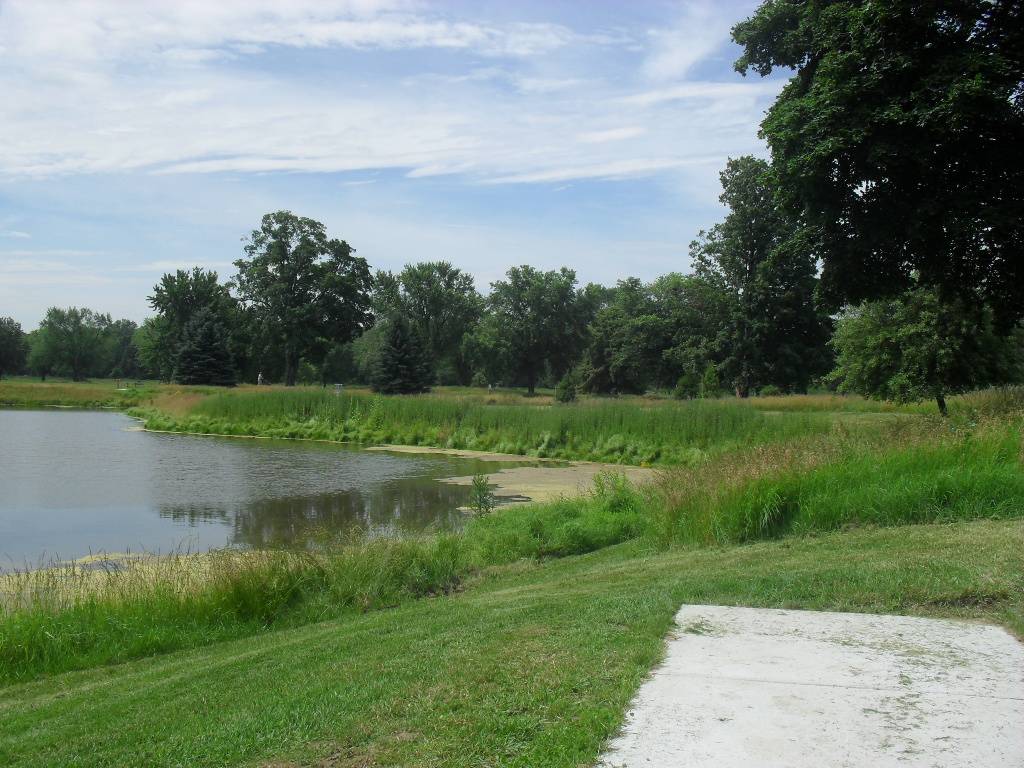 Hole 9 • Paw Paw Park (Holland, MI) Disc Golf Courses Disc Golf Scene