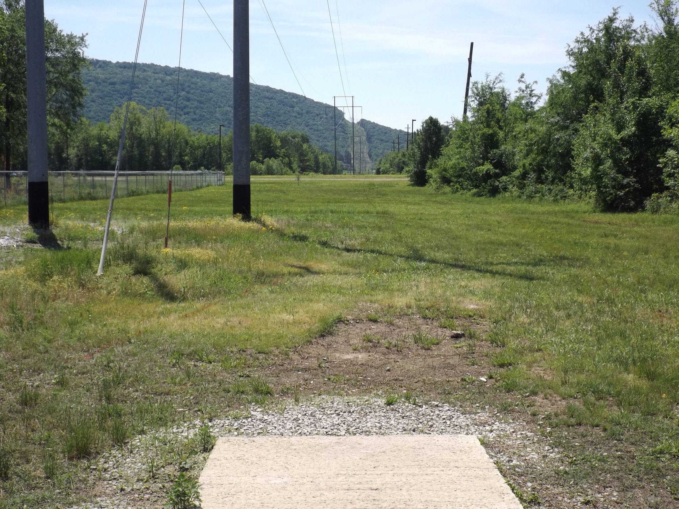 Hole 18 • Southside Park (Huntsville, AL) Disc Golf Courses Disc