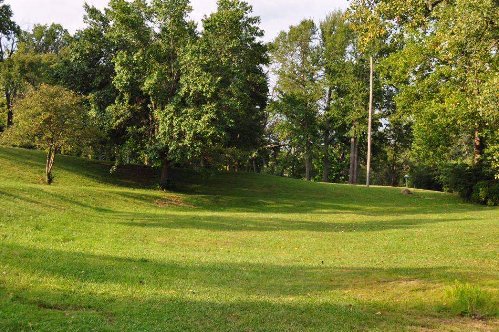 Hole 4 • Glen Miller Park (Richmond, IN) Disc Golf Courses Disc