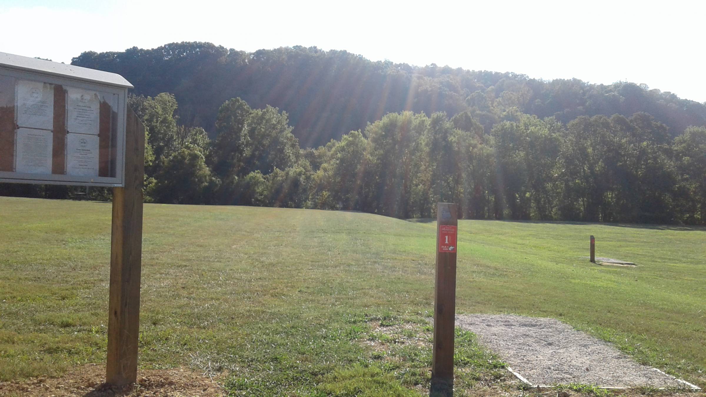 Hole 1 • Barboursville DGC (Barboursville, WV) Disc Golf Courses